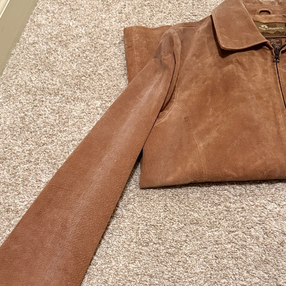 Free Country Women's Brown Leather Jacket - Picture 6 of 7